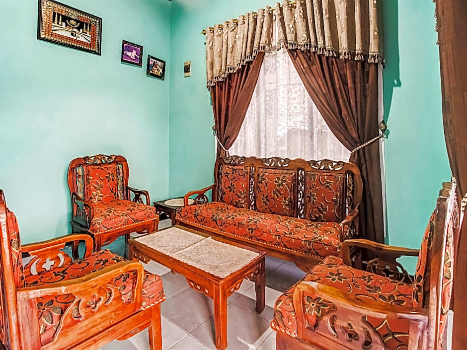 OYO Homes 91133 Desa Wisata Sumber Agung Syariah