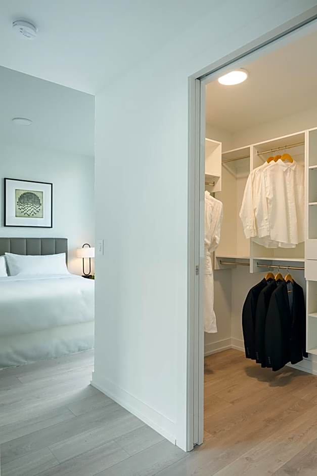 Level Long Beach - East Village