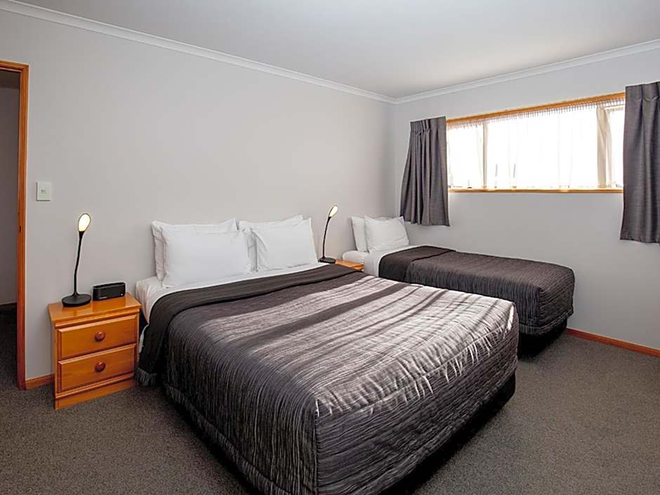 ASURE Chelsea Gateway Motor Lodge