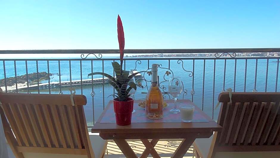 Akrotiria Beach Apart Complex