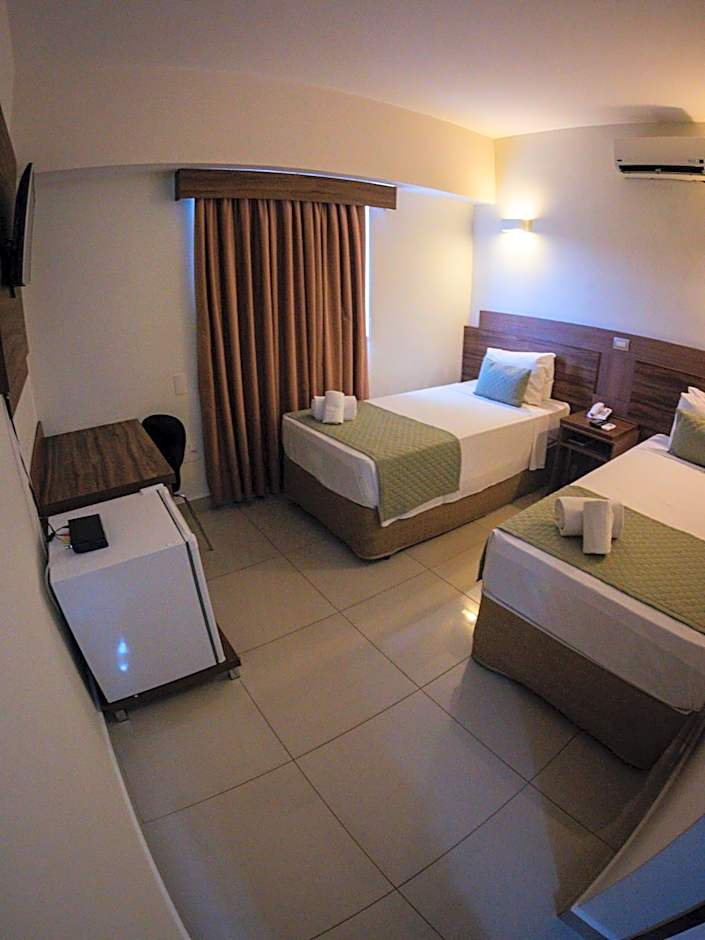 Ipe Center Hotel