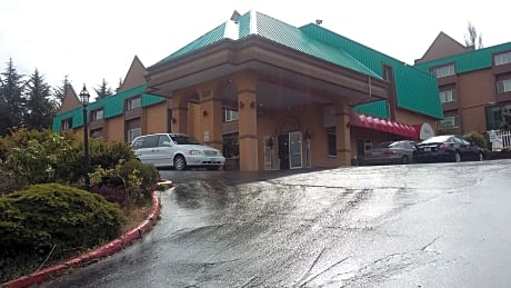Super 8 by Wyndham SeaTac Airport