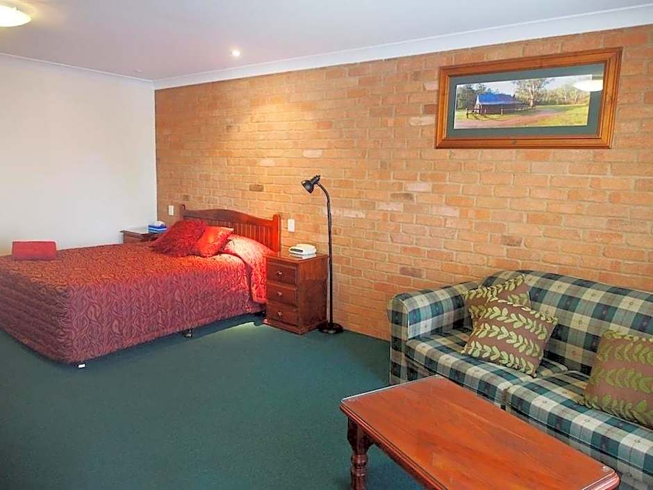 Cobar Town & Country Motor Inn