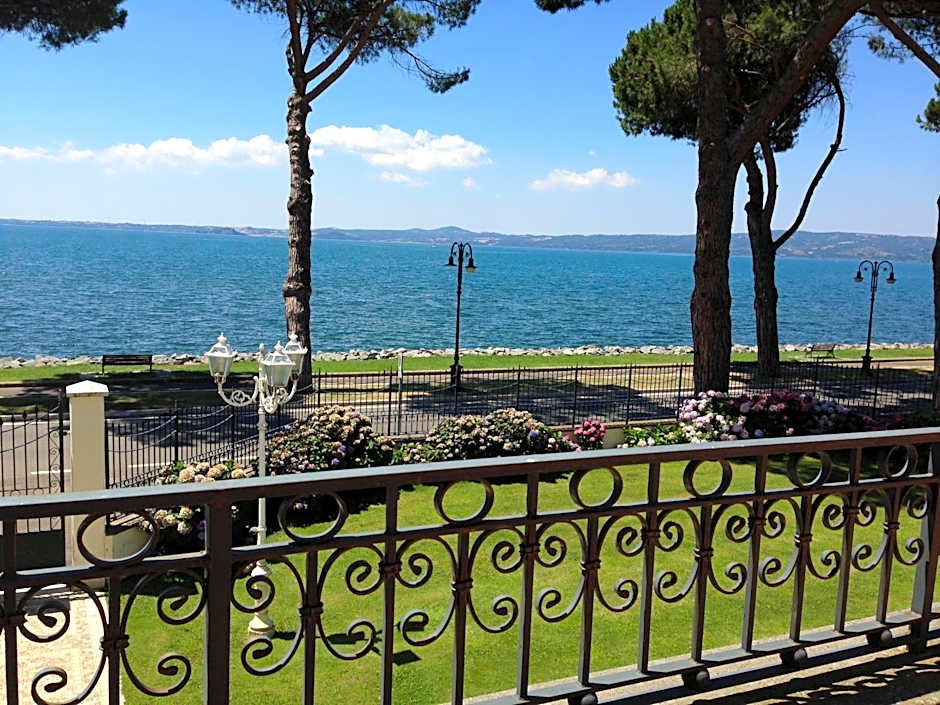 Hotel Holiday Sul Lago