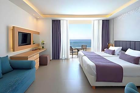 Family Sea View Room