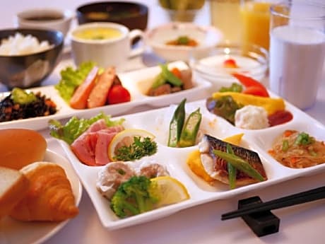 Standard Single Room - Breakfast Included - Smoking