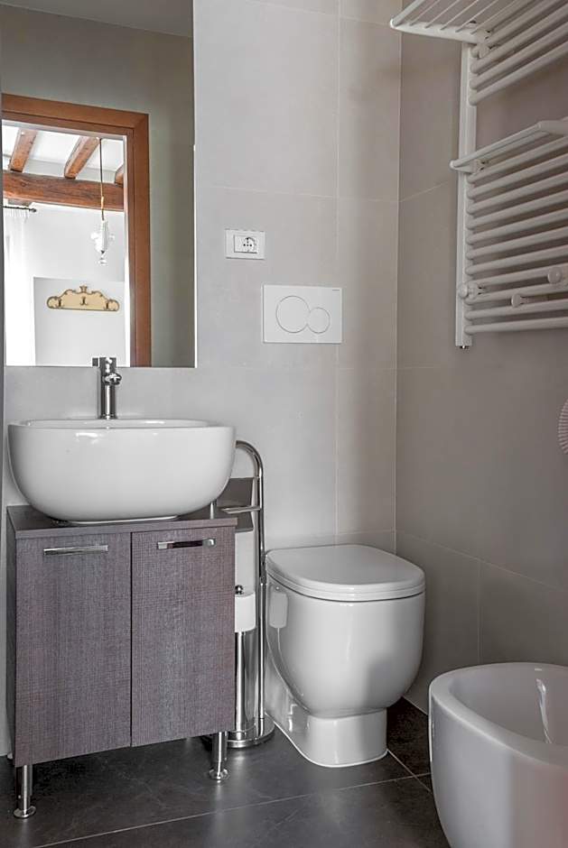 Ca' San Trovaso - 6 Rooms