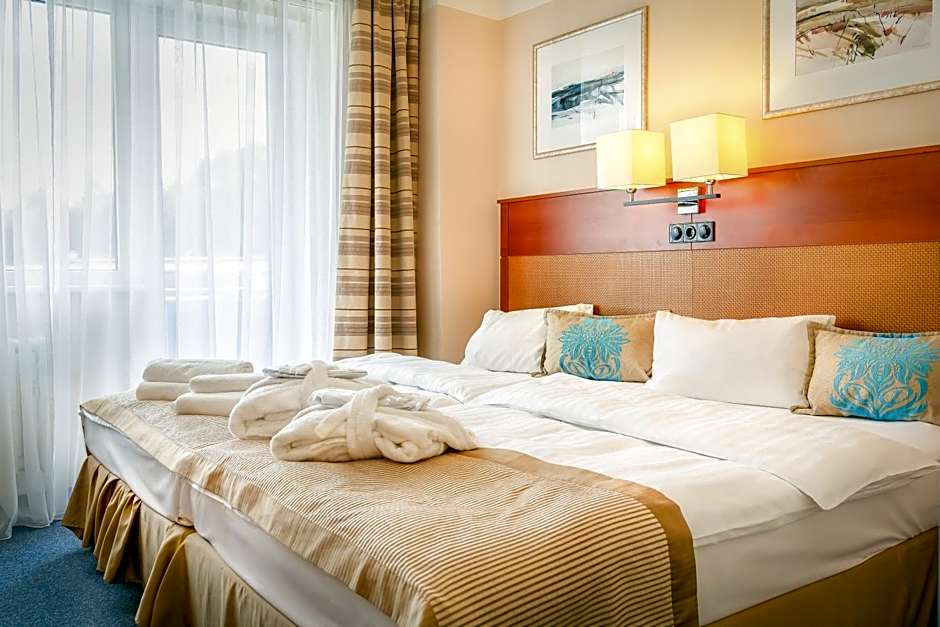 Photo 1 of 15 of Triple Room