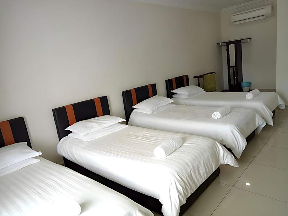 Hotel Mutiara KGMMB