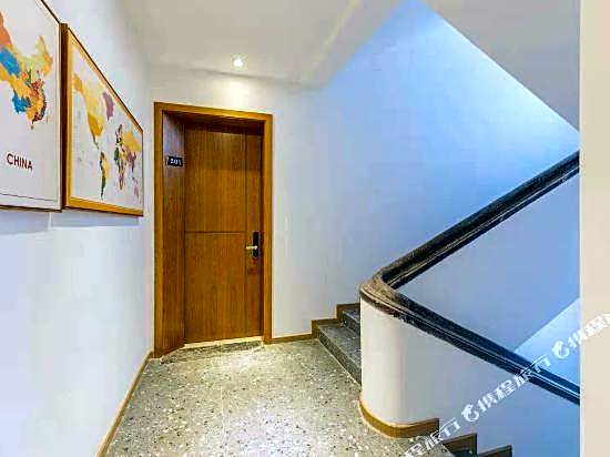 Guangzhou Baqi red house（Beijing Road subway station Pedestrian Street）