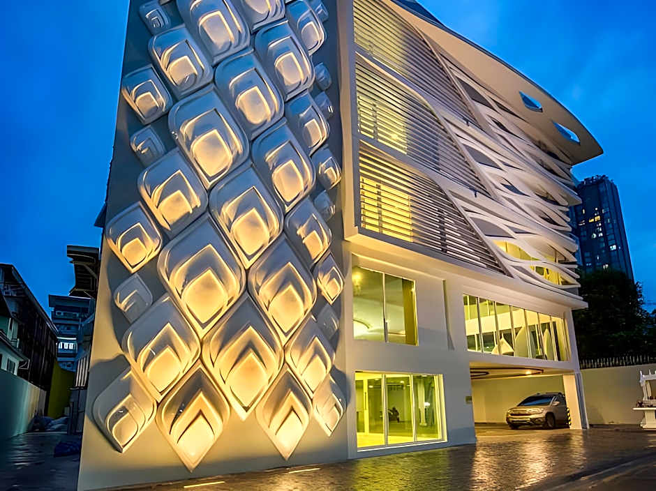 Anajak Bangkok Hotel