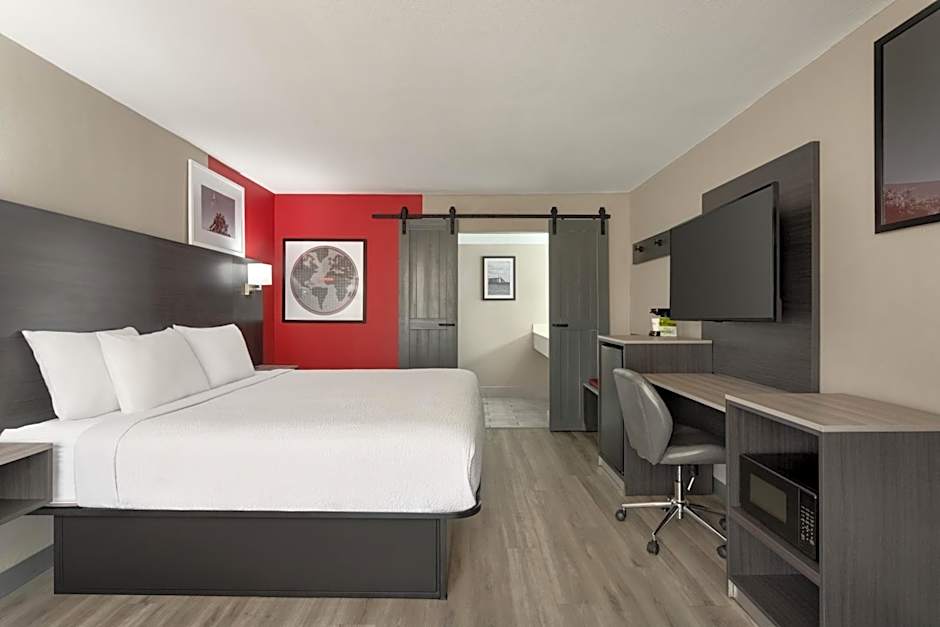 Ramada by Wyndham Cocoa