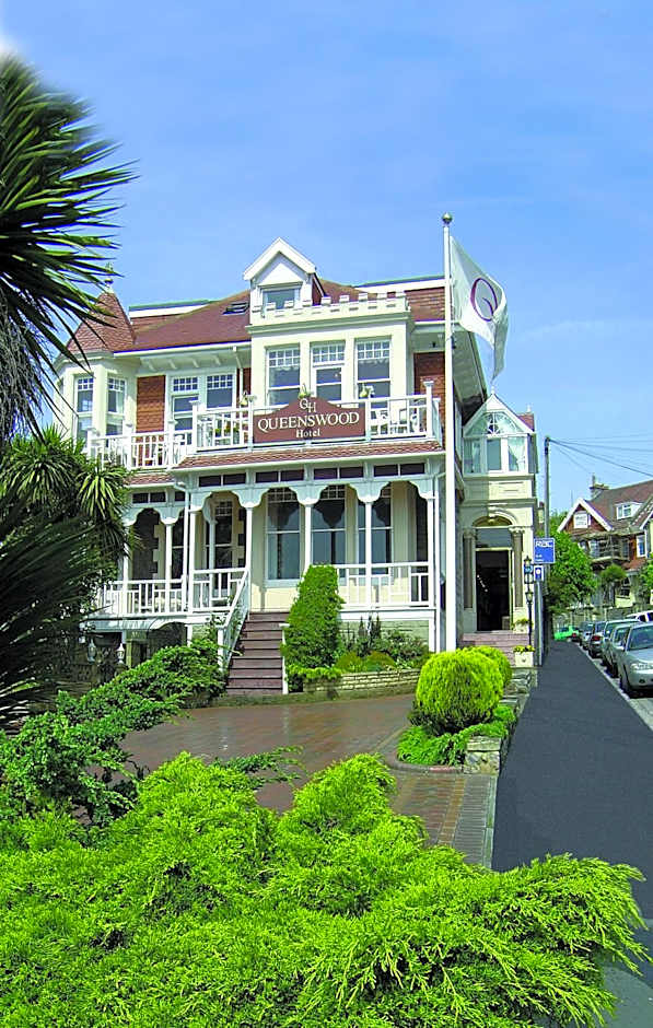 Queenswood Hotel