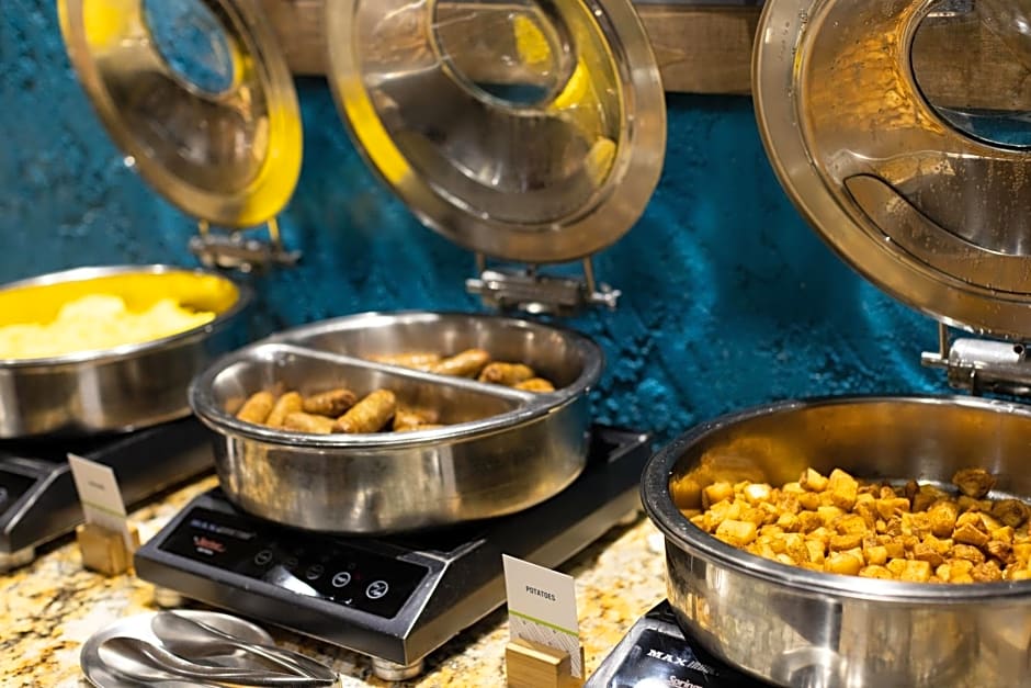 DoubleTree Suites by Hilton Tucson-Williams Center