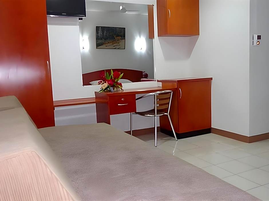 Nadi Downtown Hotel (CFC Certified)