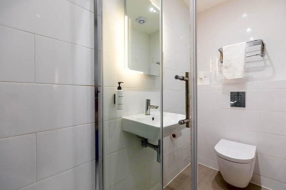 The Chapter Hotels - The J Hyde Park