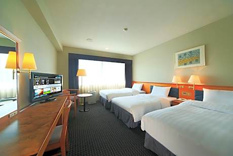 Superior Twin Room (3 Adults) - Non-Smoking