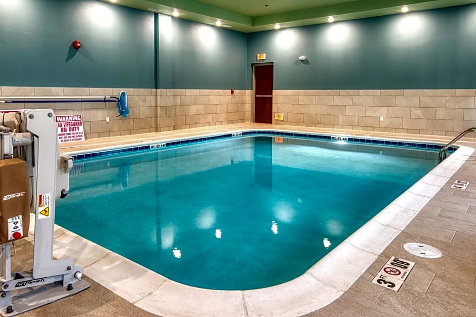 Holiday Inn Express & Suites Omaha Downtown - Old Market By IHG