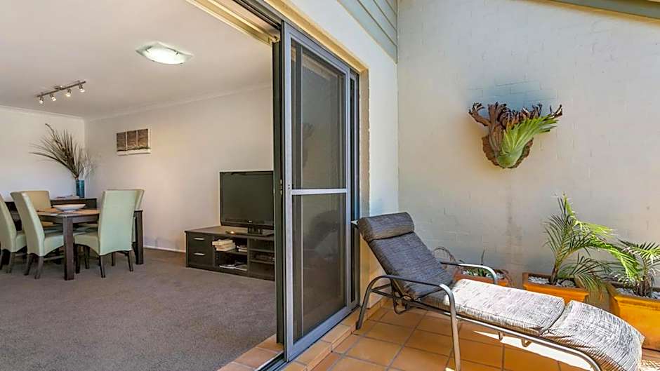 Sunrise Cove Holiday Apartments