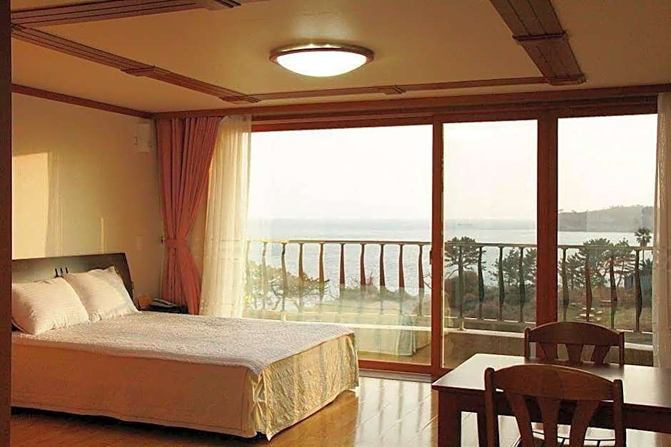 Jeju Castle Pension
