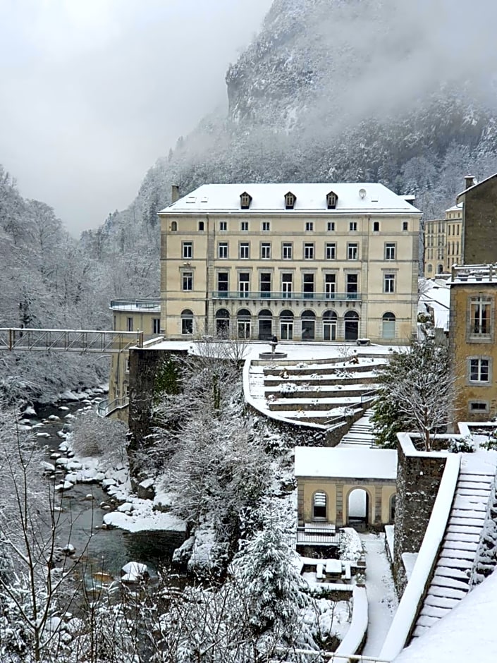 Auberge La Caverne