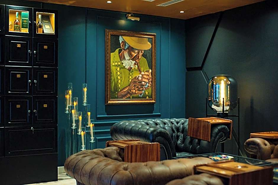 Johari Rotana
