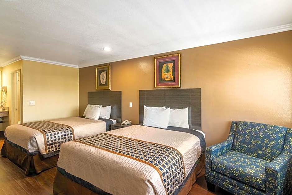 Rodeway Inn Artesia Cerritos