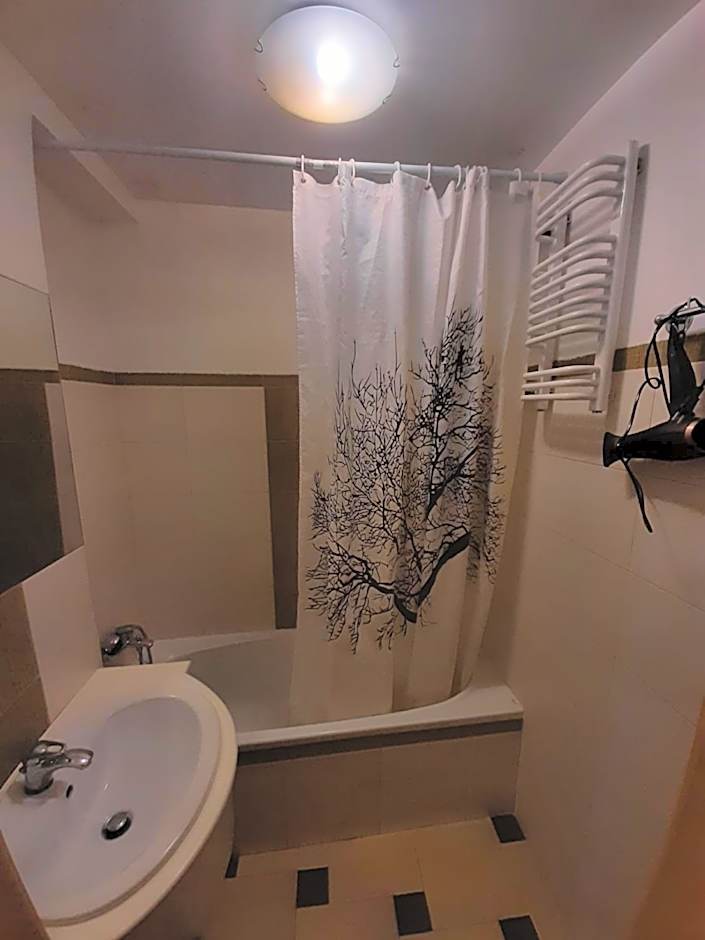 Ivory House (Marymont-Ruda)