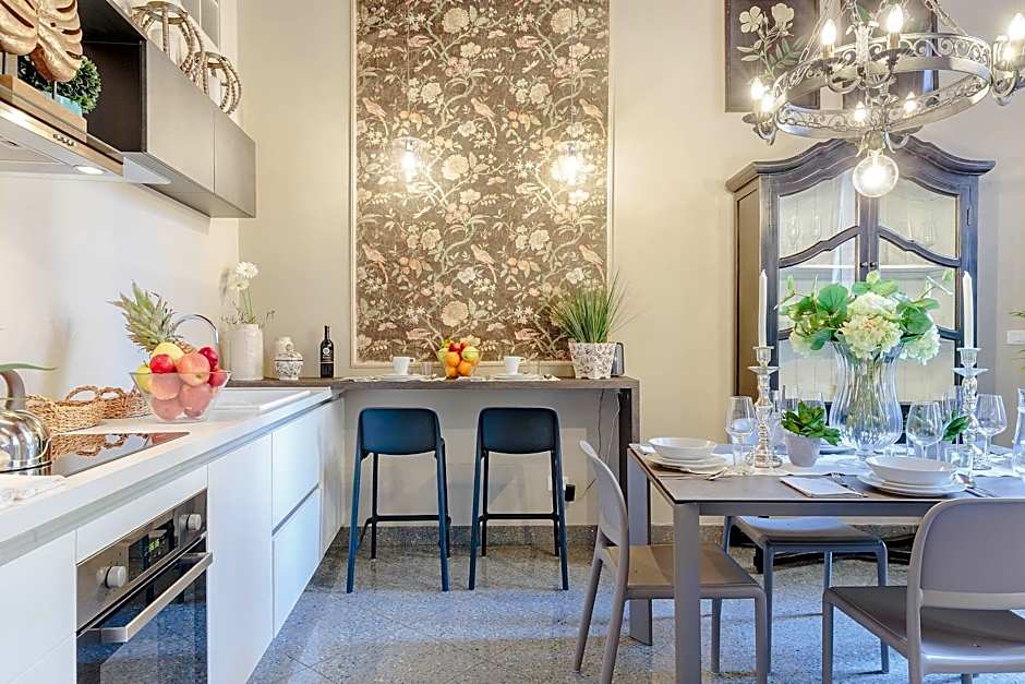 Casa Arias in Lucca With 2 Bedrooms and 1 Bathrooms