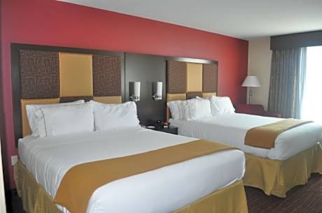 Standard Room with Two Queen Beds