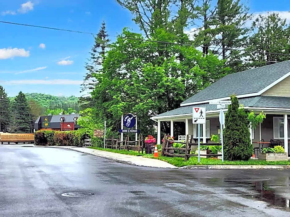 Le Refuge du Village - In the heart of the village, lake, hiking and more