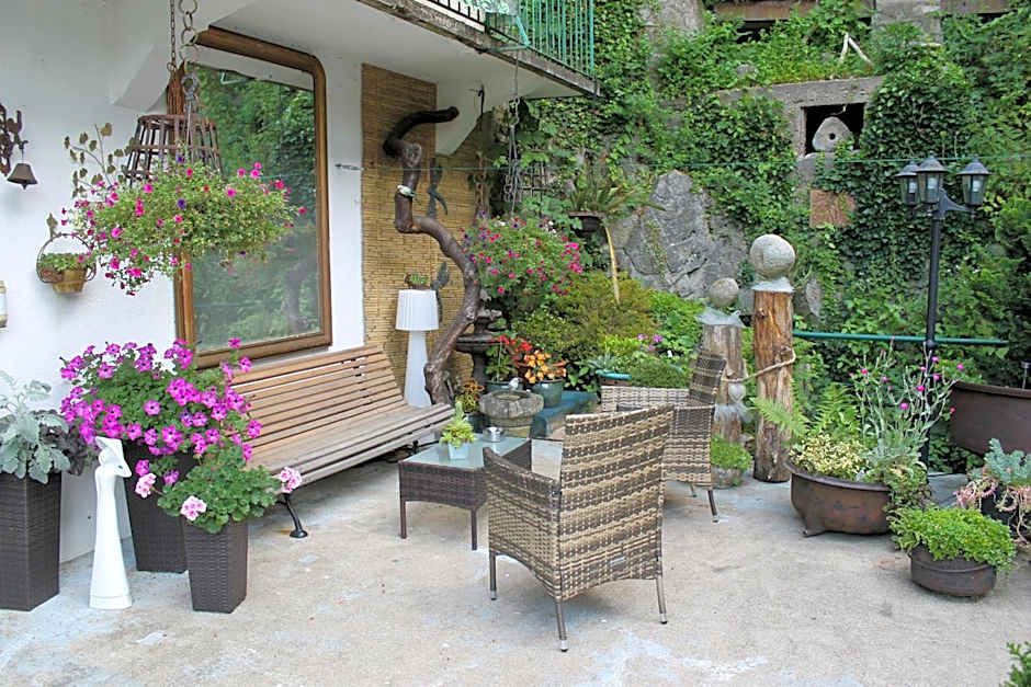 Chambre Bounty cuisine privée, salle d'eau, terrasse, garage