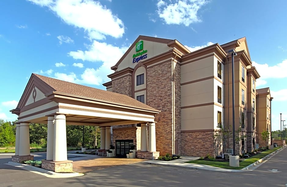 Holiday Inn Express & Suites Maumelle, an IHG Hotel