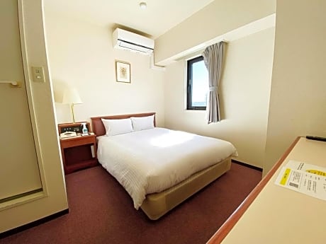 Double Room - Non-Smoking 