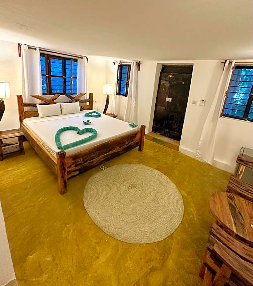 HEBE Bungalows Lodge