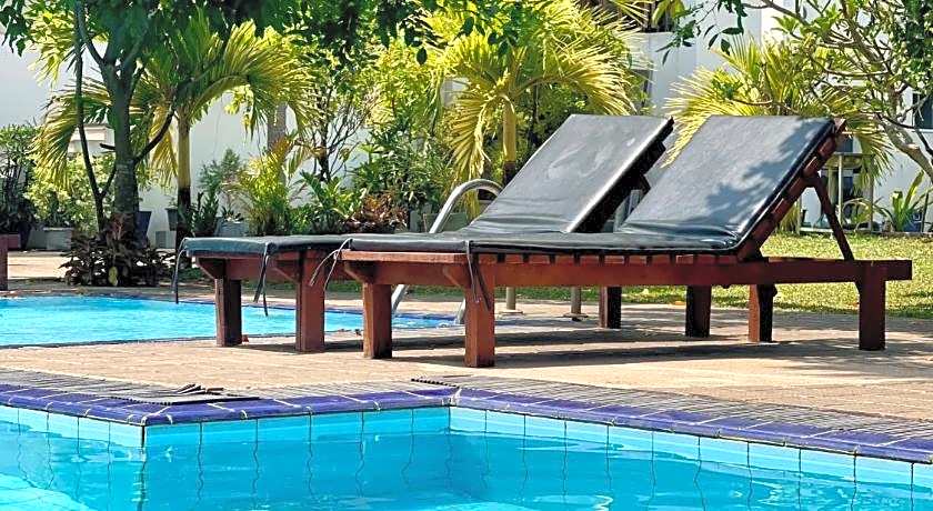 Olanro Negombo Hotel