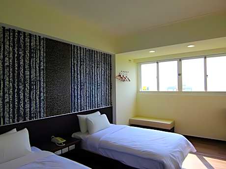 Twin Room with Sea View