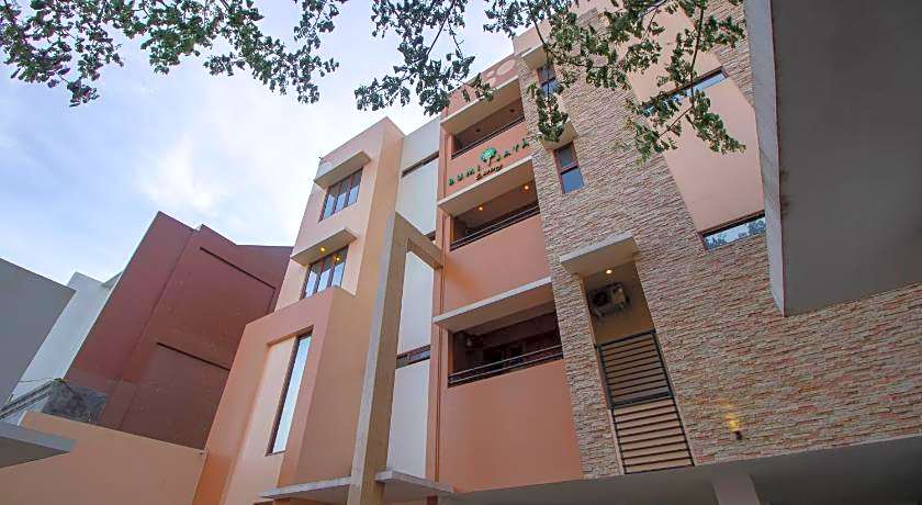 RedDoorz Plus @ CBD Bintaro