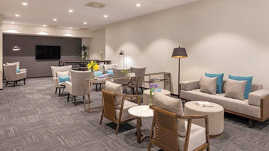 Oaks Wellington Hotel
