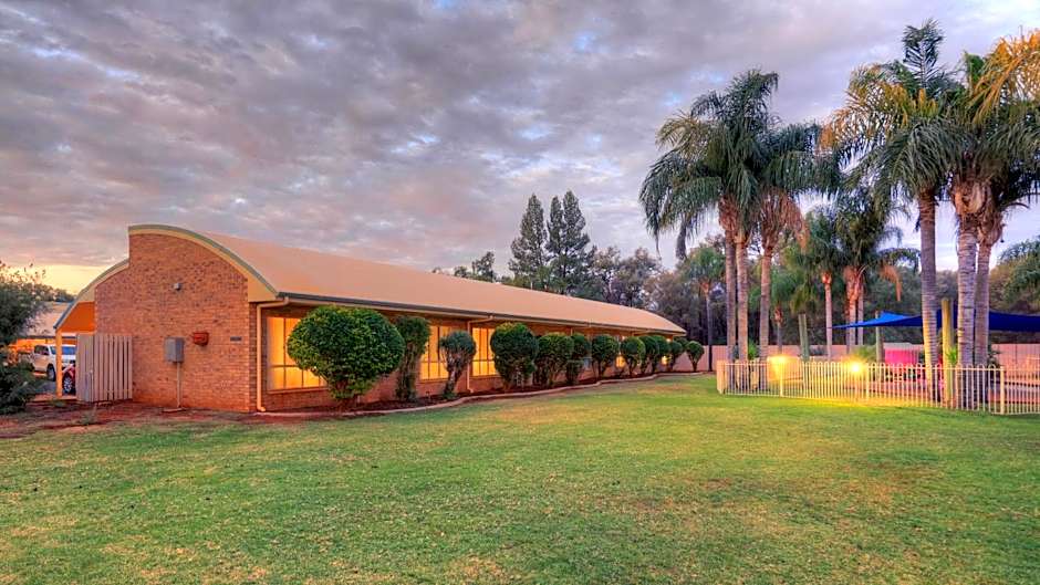 Mulga Country Motor Inn