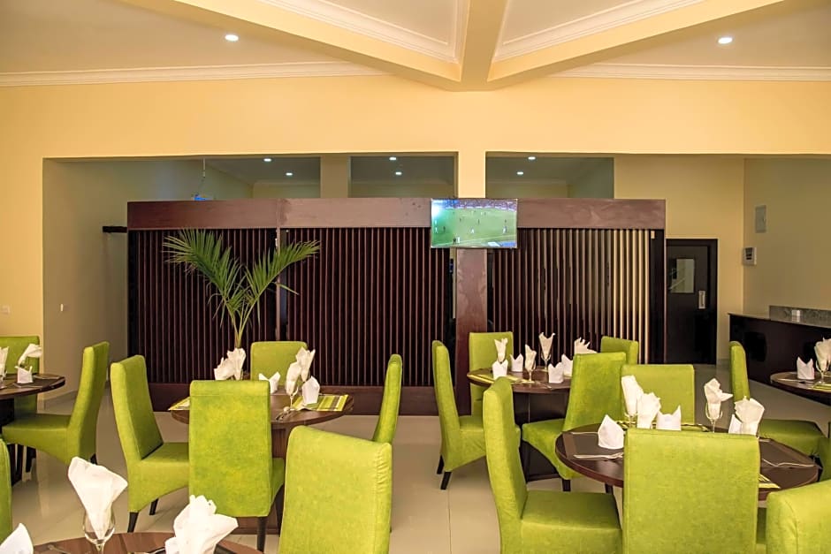 Brookville Hotel & Suites