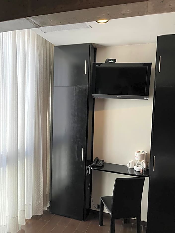 Zújmú Business Boutique Hotel