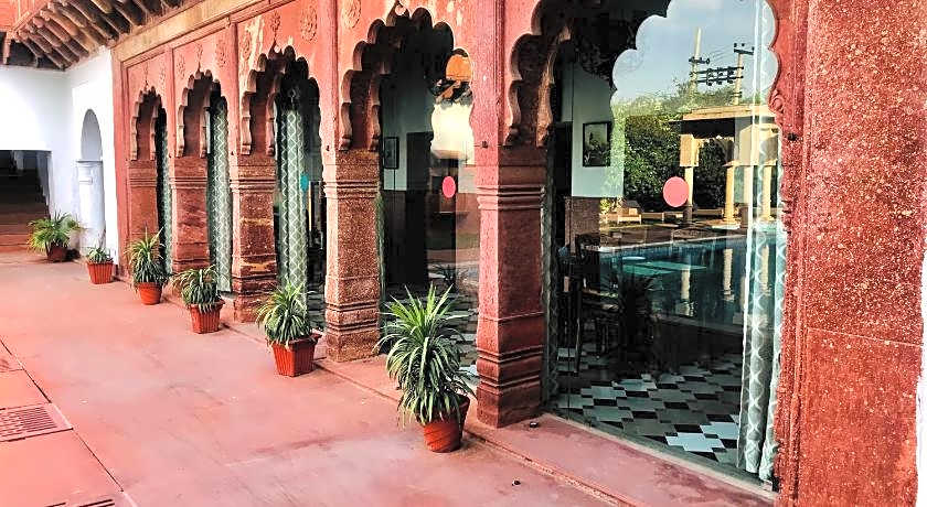 Amritara Chandra Mahal Haveli