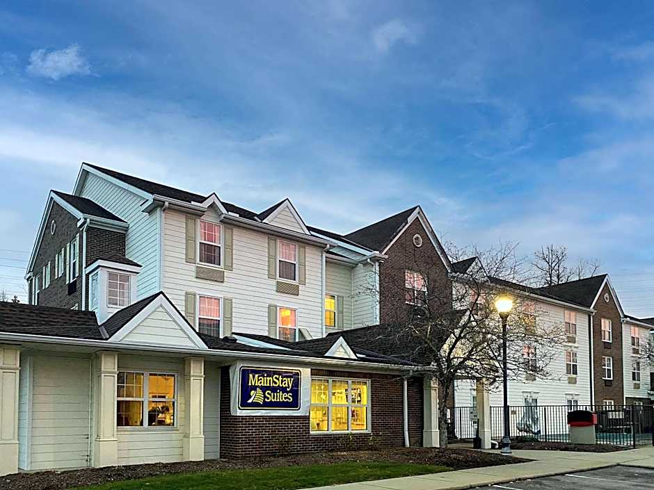 MainStay Suites Middleburg Heights Cleveland Airport