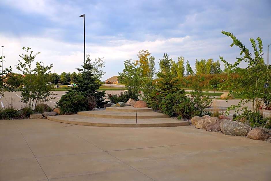 Holiday Inn & Suites Cedar Falls-Waterloo Event Ctr By IHG