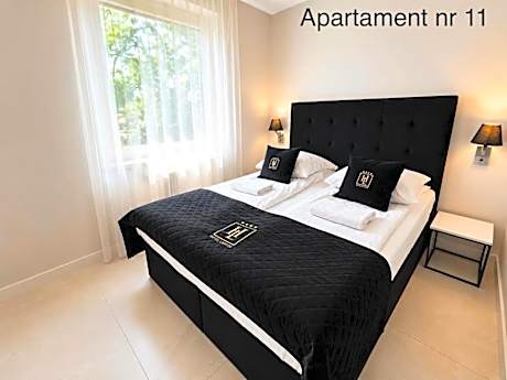 One-Bedroom Apartment with Balcony