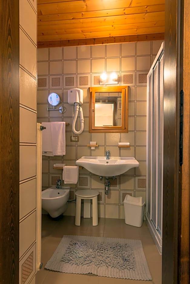 Digonera Historic Hotel B&B