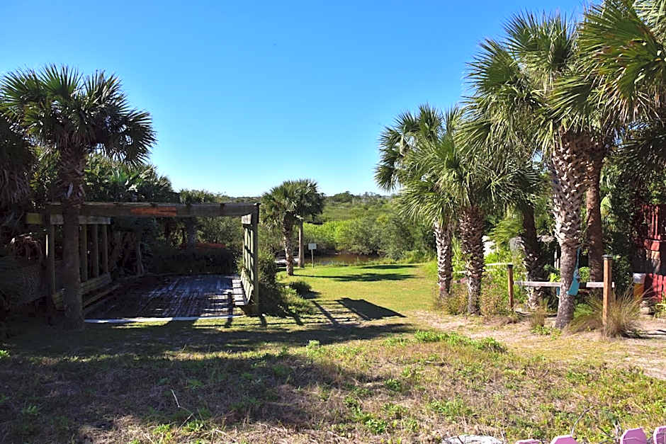 The Beach House at Si Como No Inn