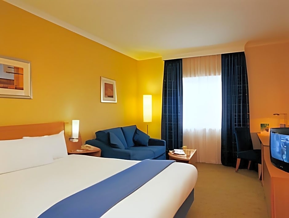 Holiday Inn London Brent Cross By IHG