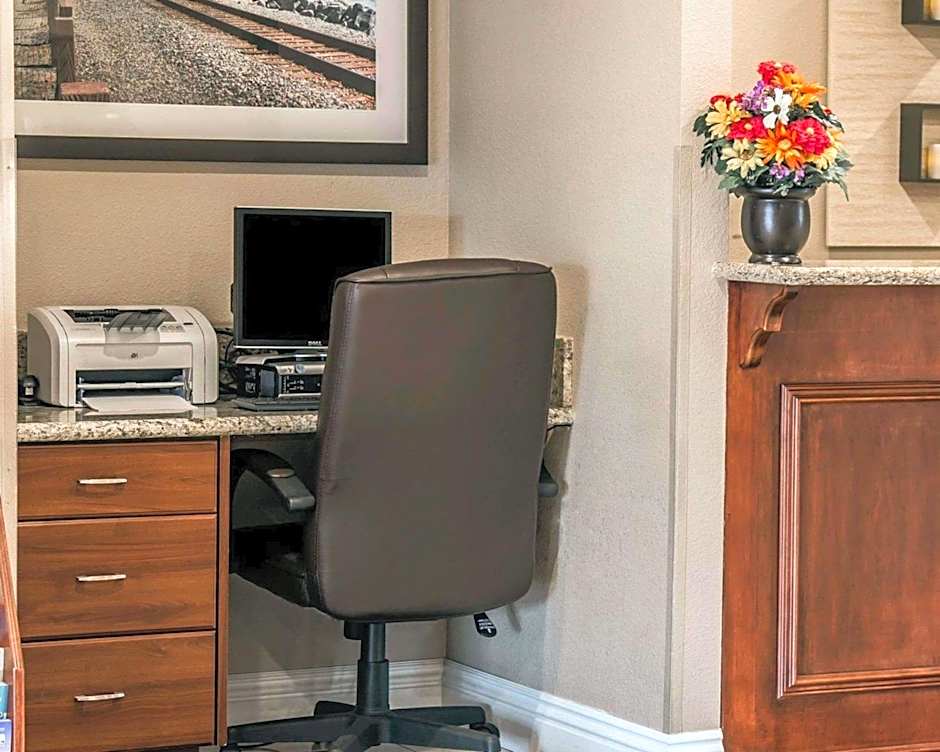 Comfort Suites San Clemente Beach